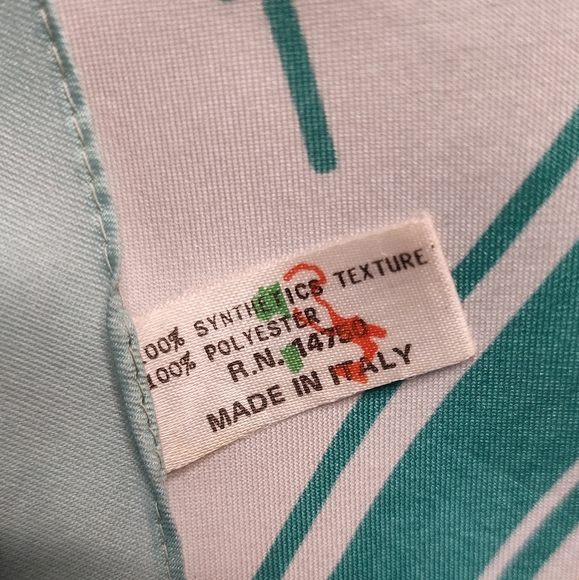 Vintage Made in Italy Polyester Scarf Teal Pink Print 80s Style - Picture 4 of 5